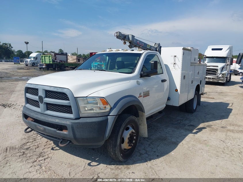 2015 RAM 5500 CHASSIS auction photo 2