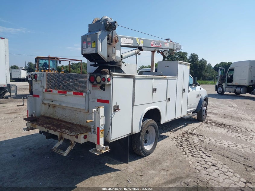 2015 RAM 5500 CHASSIS auction photo 4
