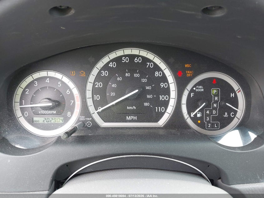 2008 TOYOTA SIENNA auction photo 7