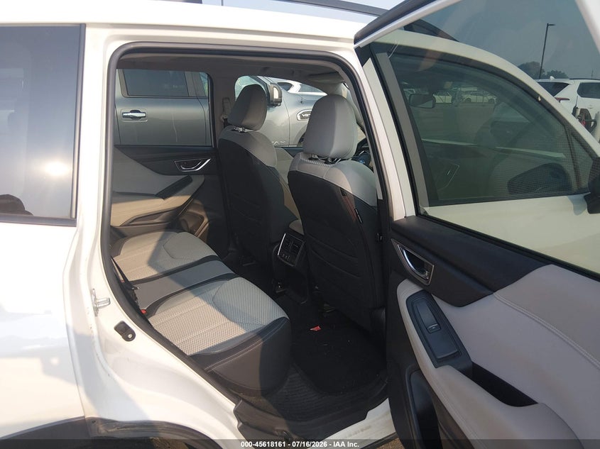 2021 SUBARU FORESTER auction photo 8