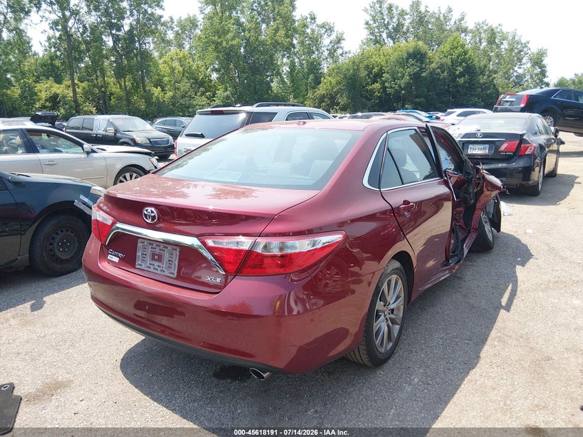 2016 TOYOTA CAMRY auction photo 4