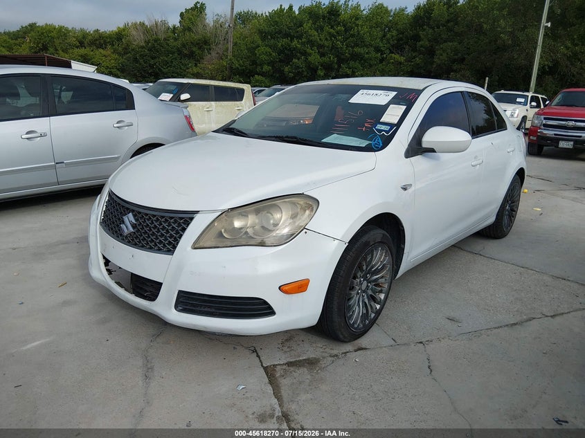 2011 SUZUKI KIZASHI auction photo 2