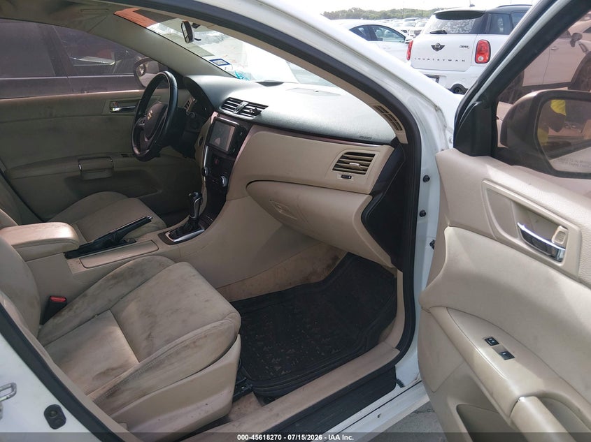 2011 SUZUKI KIZASHI auction photo 5