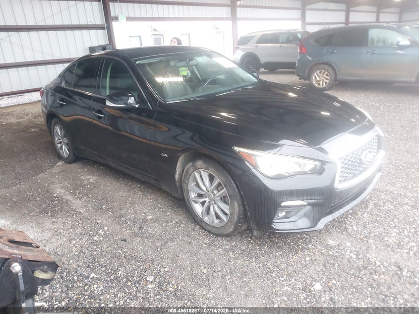 Vin: jn1cv7ap9jm400090, lot: 46116747, infiniti q50 2.0t pure 2018 img_1