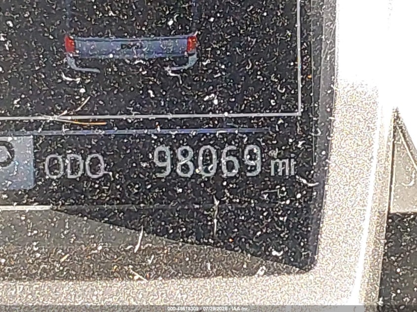 2017 TOYOTA TACOMA SR5 V6 · Фото 15