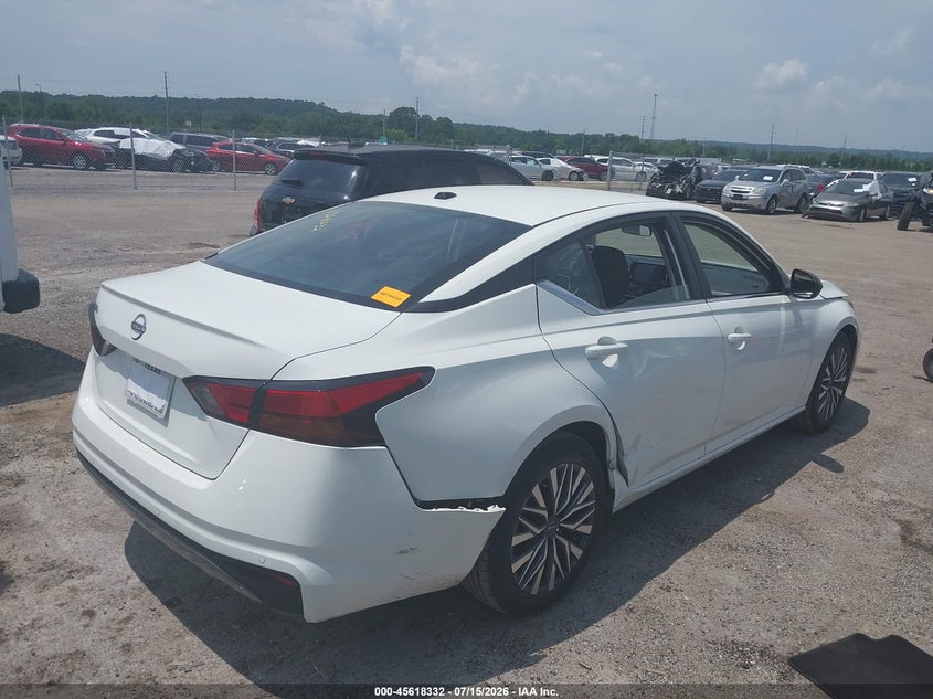AtlanticExpress - Nissan Altima