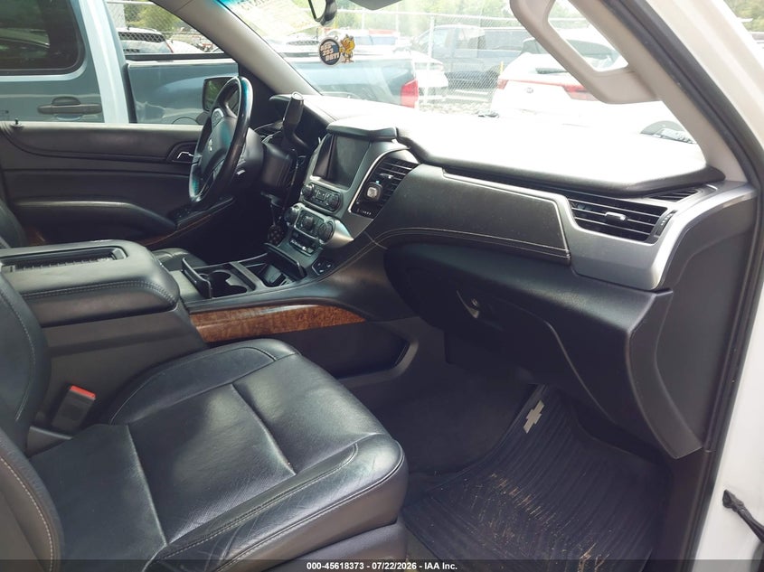 2016 CHEVROLET SUBURBAN auction photo 5