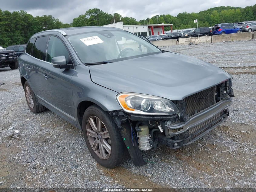 2017 VOLVO XC60 auction photo 1