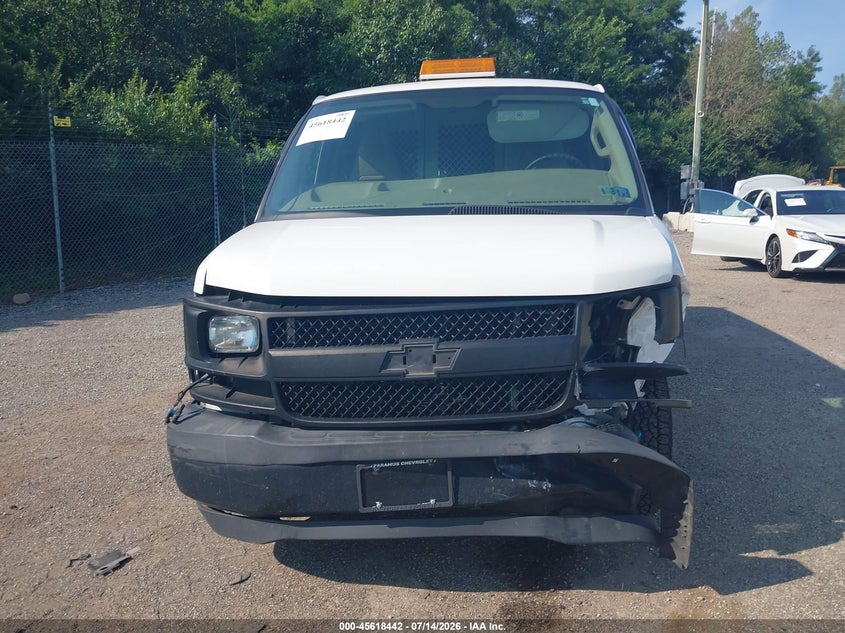 2017 Chevrolet Express 2500 Work Van VIN: 1GCWGAFF4H1133194 Lot: 45618442