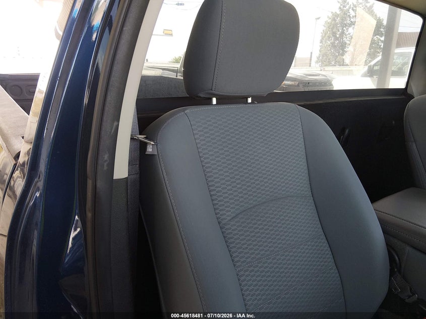 2019 RAM 1500 CLASSIC auction photo 8