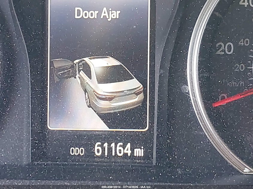 2016 TOYOTA CAMRY SE — Photo 16