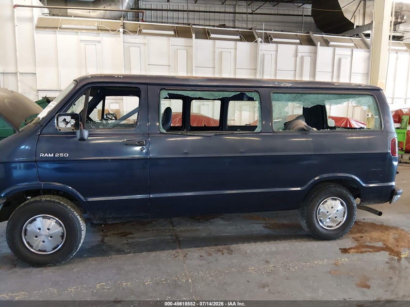 1994 Dodge Ram Wagon B250 VIN: 2B4HB25Y2RK131009 Lot: 45618552