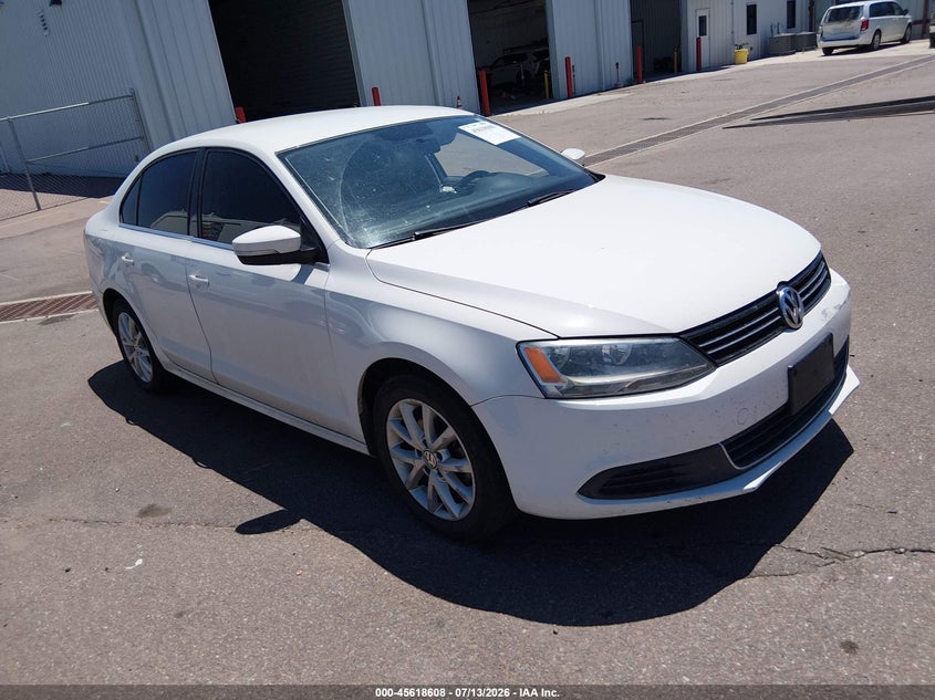 2013 VOLKSWAGEN JETTA auction photo 1