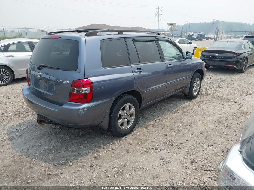2004 TOYOTA HIGHLANDER auction photo 4
