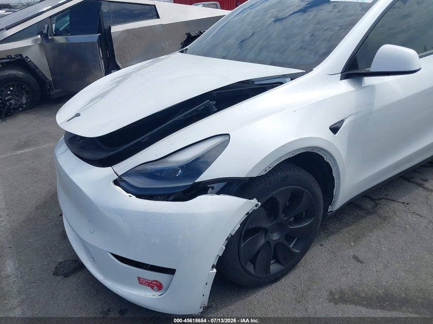 2023 TESLA MODEL Y auction photo 6