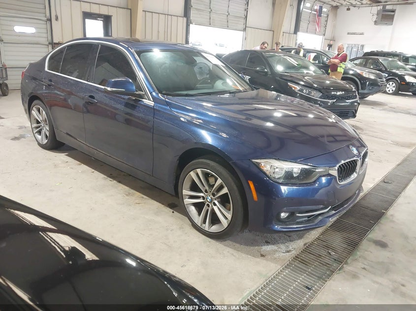 Vin: wba8b9g51hnu50884, lot: 46117129, bmw 3 series 330i 20171