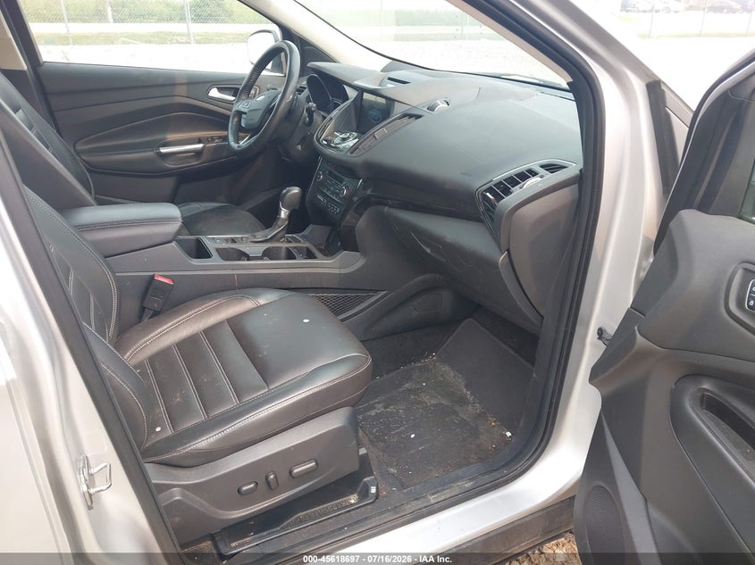 2017 FORD ESCAPE auction photo 5