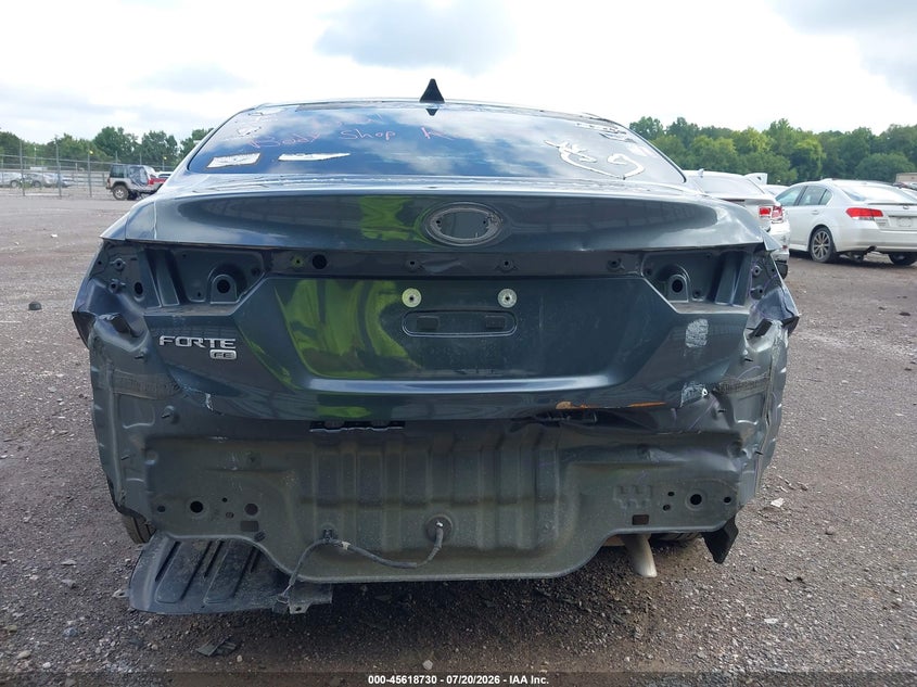 2020 KIA FORTE auction photo 6