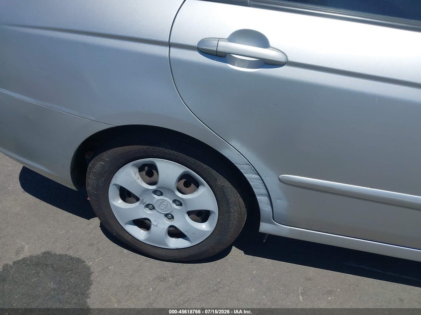 2008 Kia Spectra Ex VIN: KNAFE122485526000 Lot: 45618766