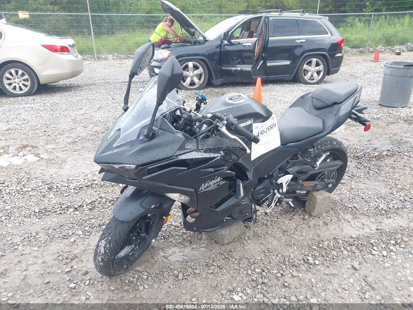 KAWASAKI EX500 2026