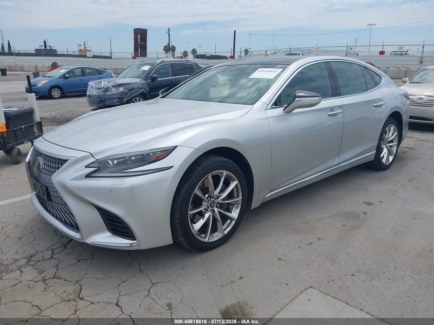 2018 LEXUS LS 500 auction photo 2