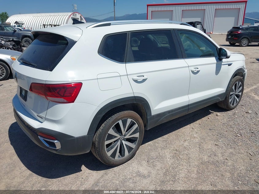 2022 VOLKSWAGEN TAOS auction photo 4