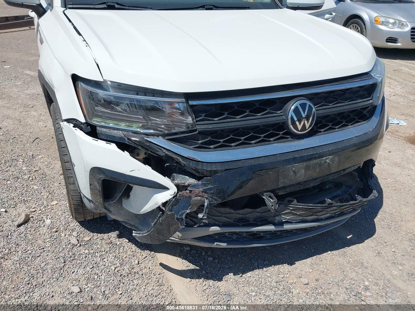 2022 VOLKSWAGEN TAOS auction photo 6