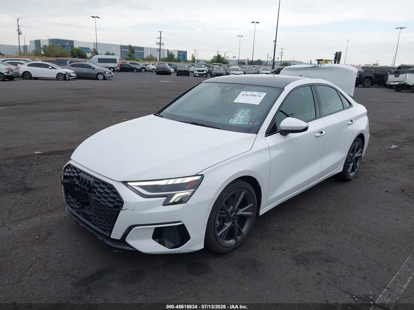 Vin: wauaudgy1ra051667, lot: 46117284, audi a3 premium 40 tfsi front-wheel drive s tronic 20242