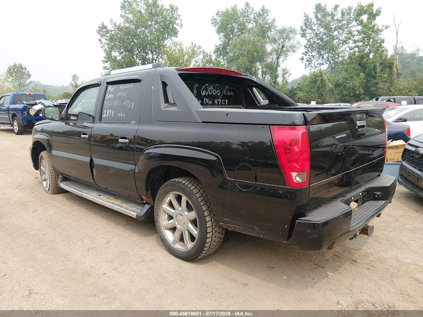 2005 CADILLAC ESCALADE EXT auction photo 3