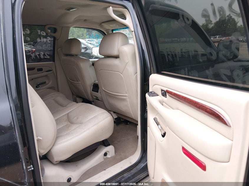 2005 CADILLAC ESCALADE EXT auction photo 8