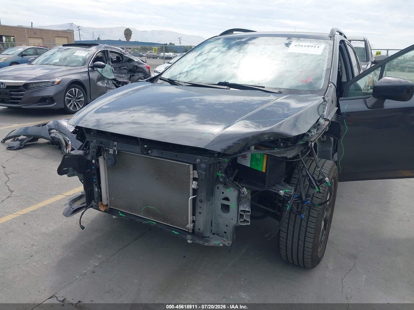 2019 SUBARU CROSSTREK auction photo 6