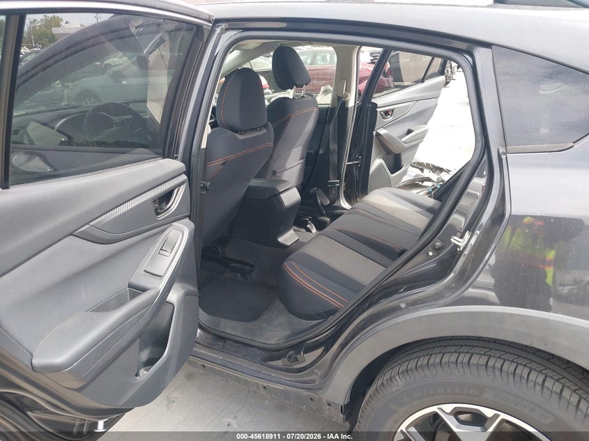 2019 SUBARU CROSSTREK auction photo 8