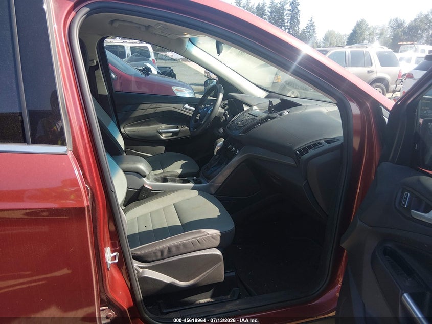 2016 FORD ESCAPE auction photo 5