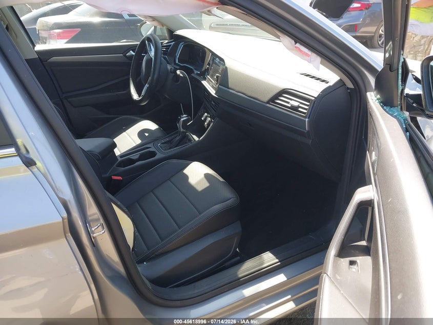 2023 VOLKSWAGEN JETTA auction photo 5