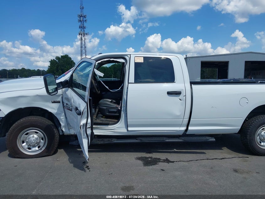 2017 Ram 2500 Tradesman 4X2 8' Box VIN: 3C6TR4HT5HG703679 Lot: 45619013