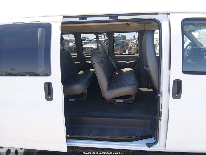 2011 CHEVROLET EXPRESS 1500 auction photo 8