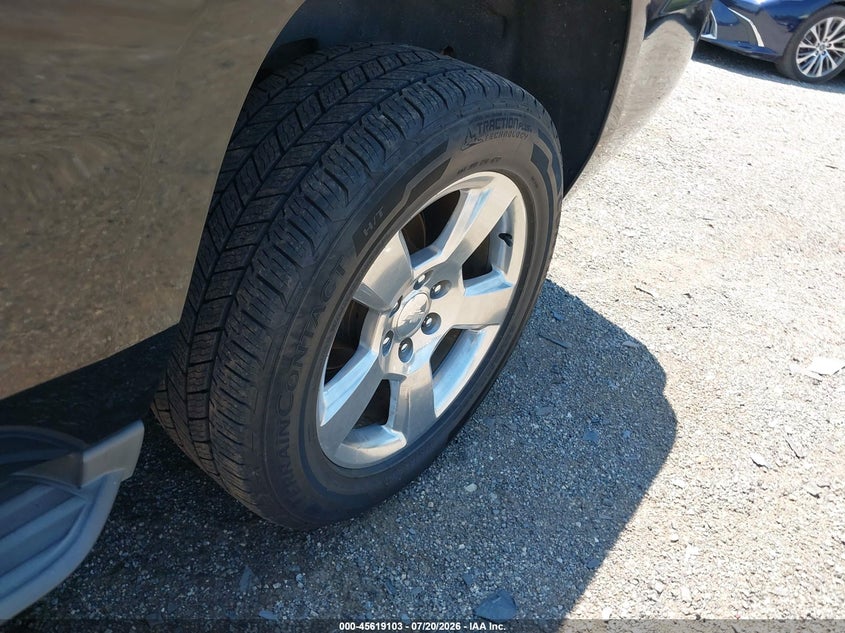 2015 Chevrolet Tahoe Lt VIN: 1GNSKBKCXFR228525 Lot: 45619103