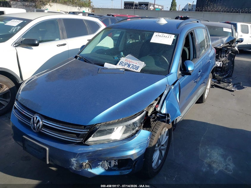 2017 Volkswagen Tiguan 2.0T/2.0T S, Left Front, IAAI, VIN WVGAV7AX9HK042723 — photo 2