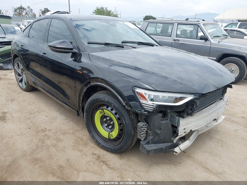 Vin: wa13aage9nb037393, lot: 46117580, audi e-tron sportback prestige s line quattro 2022 img_1