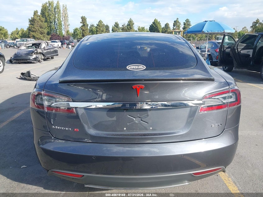 2015 Tesla Model S 70D/85D/P85D VIN: 5YJSA1H22FF087296 Lot: 45619169