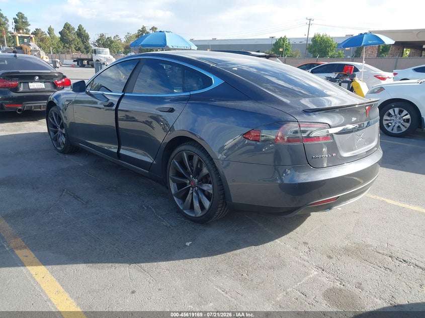 2015 Tesla Model S 70D/85D/P85D VIN: 5YJSA1H22FF087296 Lot: 45619169