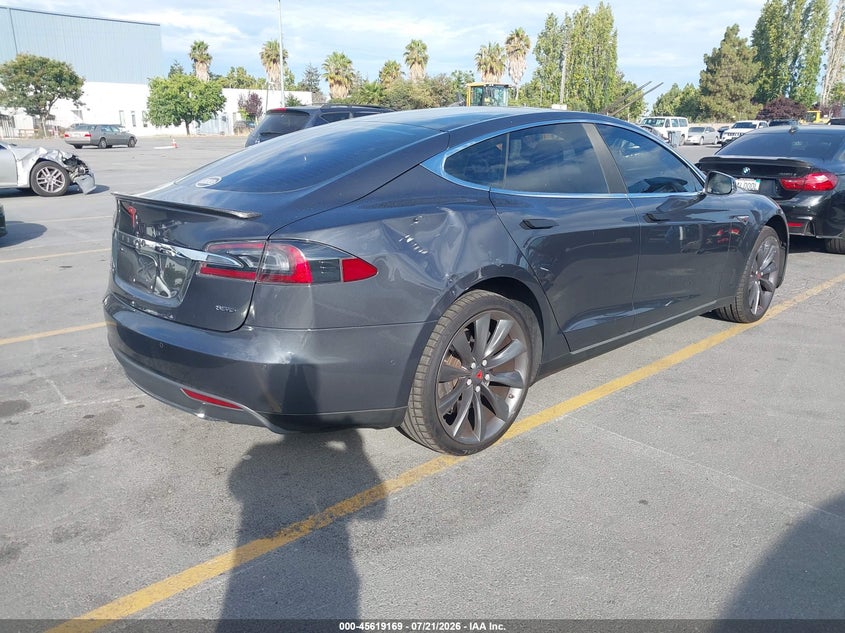 2015 Tesla Model S 70D/85D/P85D VIN: 5YJSA1H22FF087296 Lot: 45619169