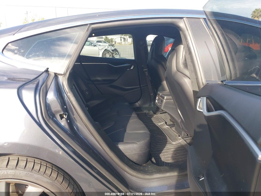 2015 Tesla Model S 70D/85D/P85D VIN: 5YJSA1H22FF087296 Lot: 45619169