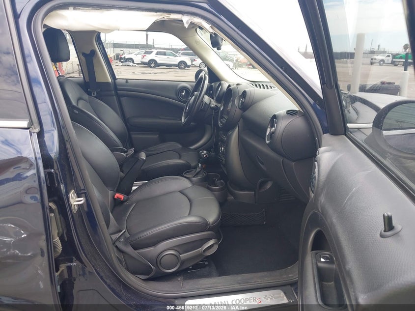 2016 MINI COUNTRYMAN auction photo 5