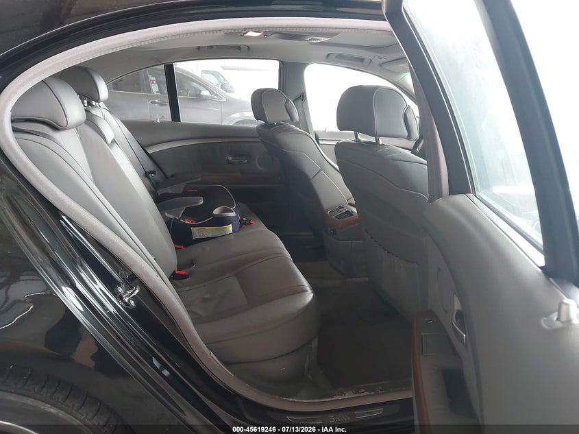 2002 BMW 745I auction photo 8