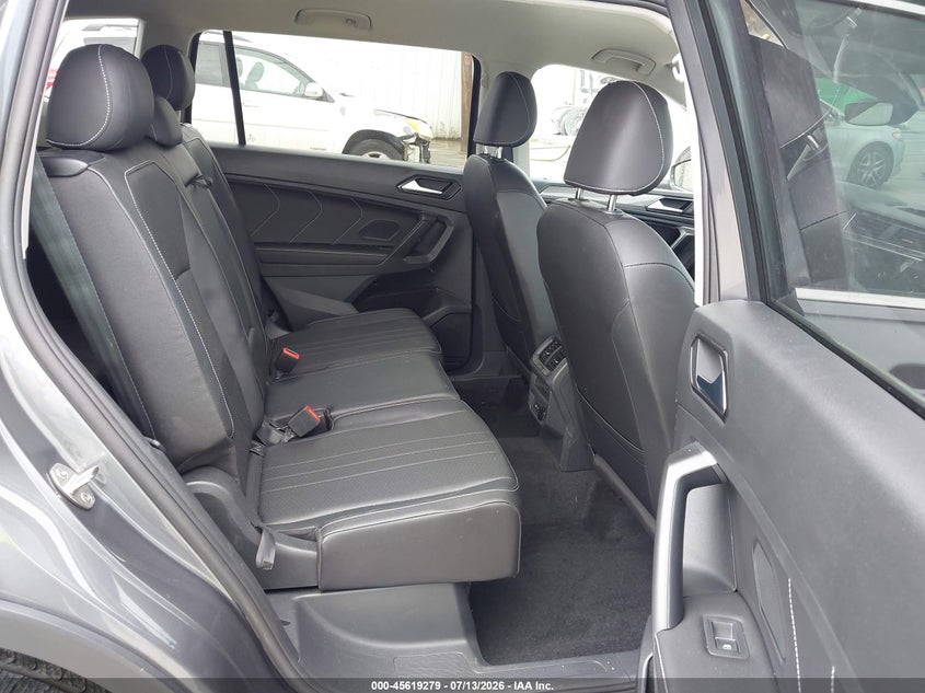 2023 VOLKSWAGEN TIGUAN auction photo 8