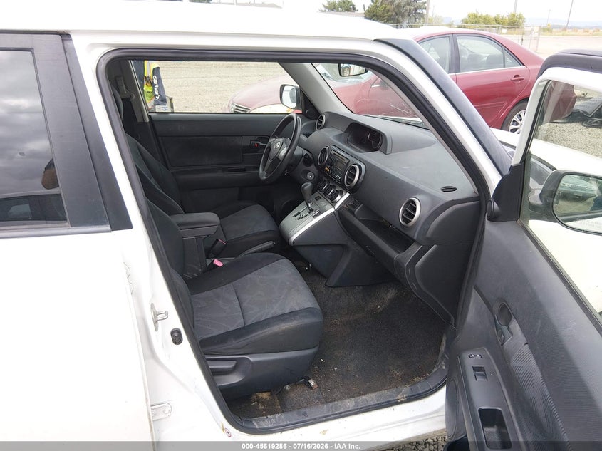 2012 SCION XB auction photo 5