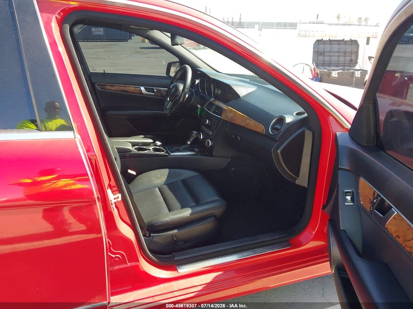 2012 MERCEDES-BENZ C 250 auction photo 5