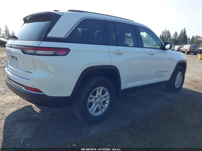 2023 JEEP GRAND CHEROKEE auction photo 4