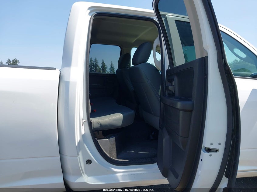 2018 RAM 1500 auction photo 8
